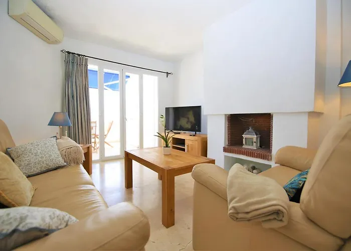 Port Penthouse Belladonna *