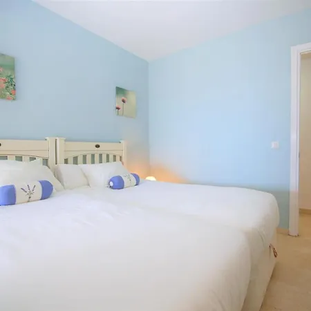 Port Penthouse Belladonna אסטפונה