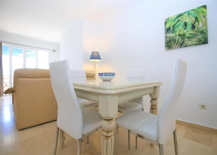 Port Penthouse Belladonna