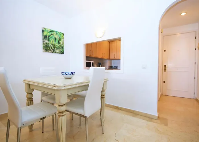 Port Penthouse Belladonna * Эстепона